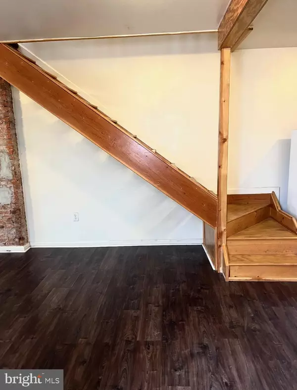 Philadelphia, PA 19137,2213 WAKELING ST