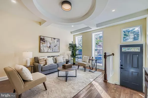 Baltimore, MD 21231,5 N COLLINGTON AVE