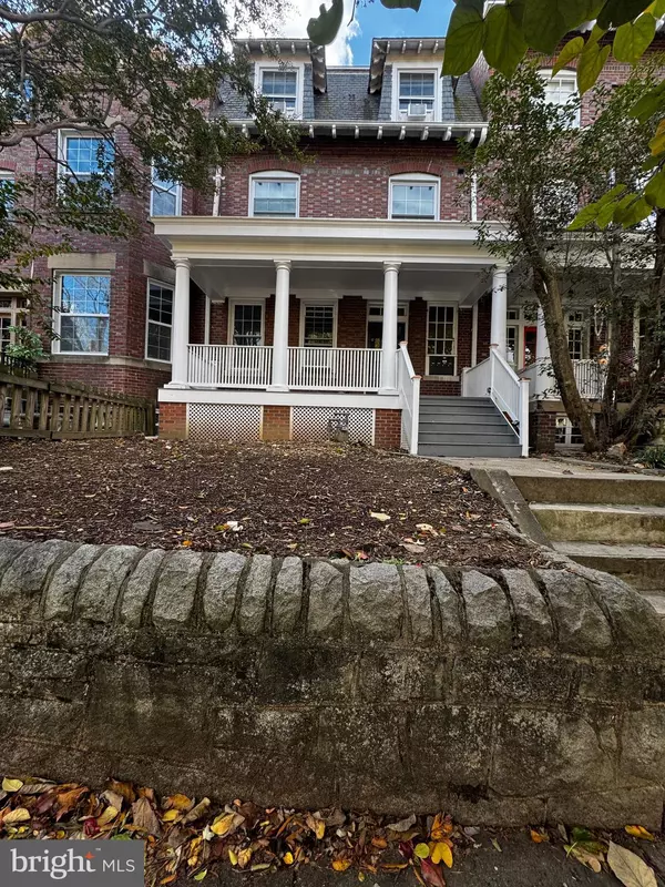 Washington, DC 20010,1748 LAMONT ST NW #2