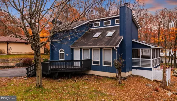 4758 BRENTWOOD DR, Tobyhanna, PA 18466