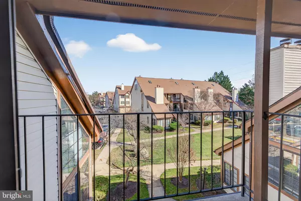 Alexandria, VA 22310,6017-F CURTIER DR #F