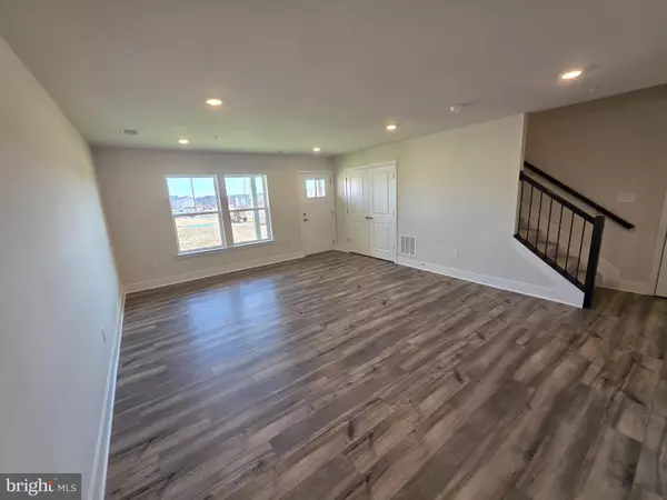 Laurel, MD 20724,1354 CRESTED WOOD DR DR