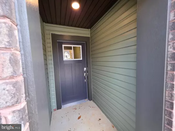 Laurel, MD 20724,1354 CRESTED WOOD DR DR