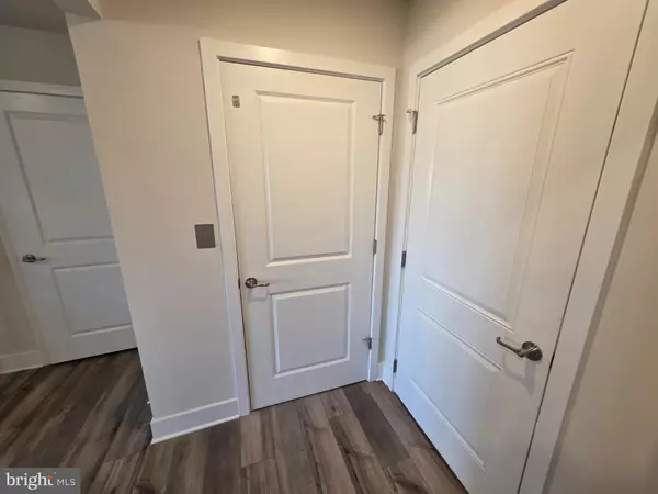 Laurel, MD 20724,1354 CRESTED WOOD DR DR