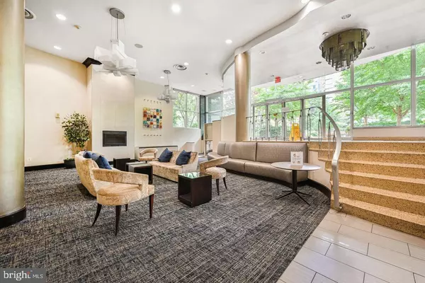 Washington, DC 20008,4600 CONNECTICUT AVE NW #211