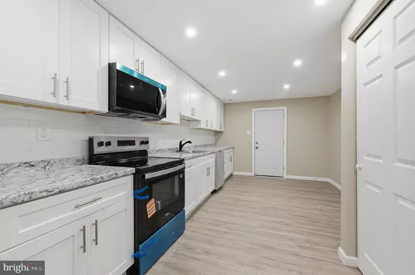 Pennsville, NJ 08070,667 S BROADWAY