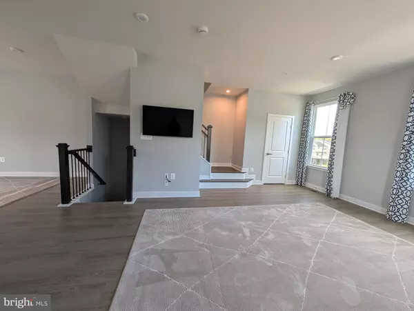 Lanham, MD 20706,8445 HAMLIN ST