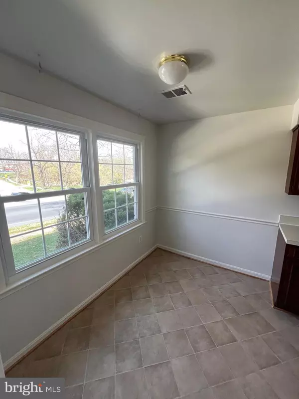 Columbia, MD 21045,5805 MORNINGBIRD LN