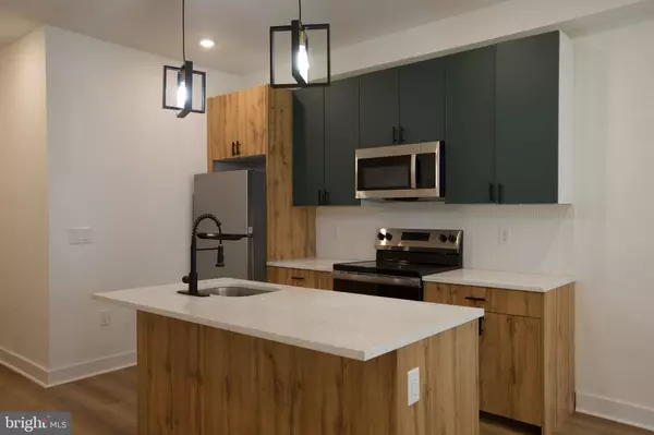 1224 W SILVER ST #1, Philadelphia, PA 19133