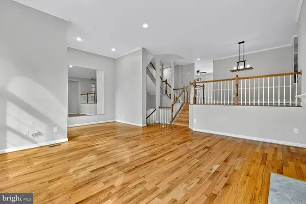 Potomac, MD 20854,11418 CEDAR RIDGE DR