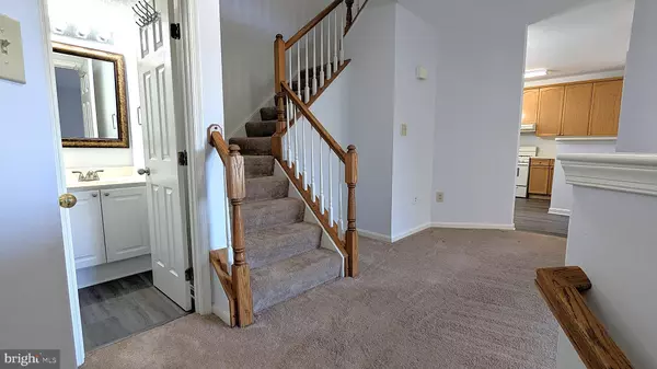 Centreville, VA 20120,14437 GLENCREST CIR #129