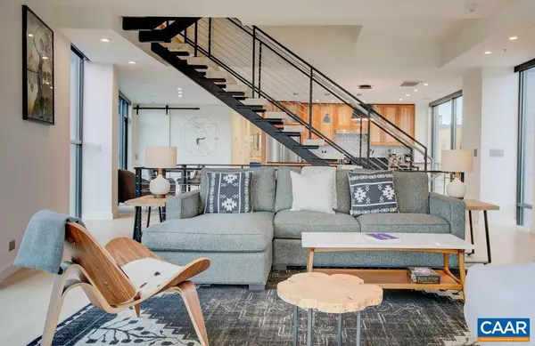 Charlottesville, VA 22902,550 WATER ST #201