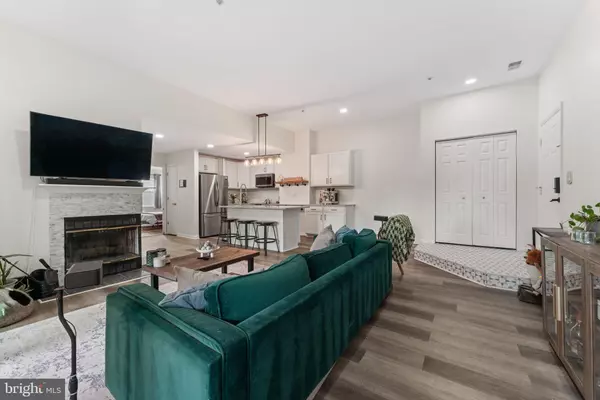 Annapolis, MD 21403,10 GREYSTONE CT #I