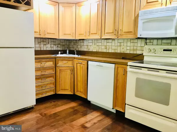 Aston, PA 19014,183 BISHOP DR