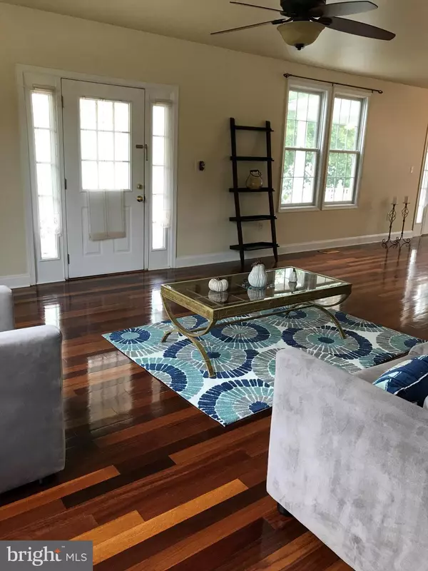 Arlington, VA 22204,2022 S GLEBE RD