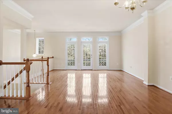 Fairfax, VA 22030,4604 CARISBROOKE LN