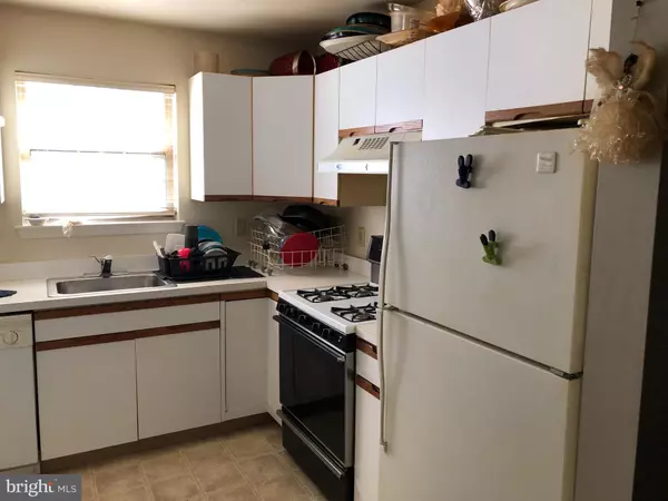 Deptford, NJ 08096,409 STEEPLECHASE COURT #409