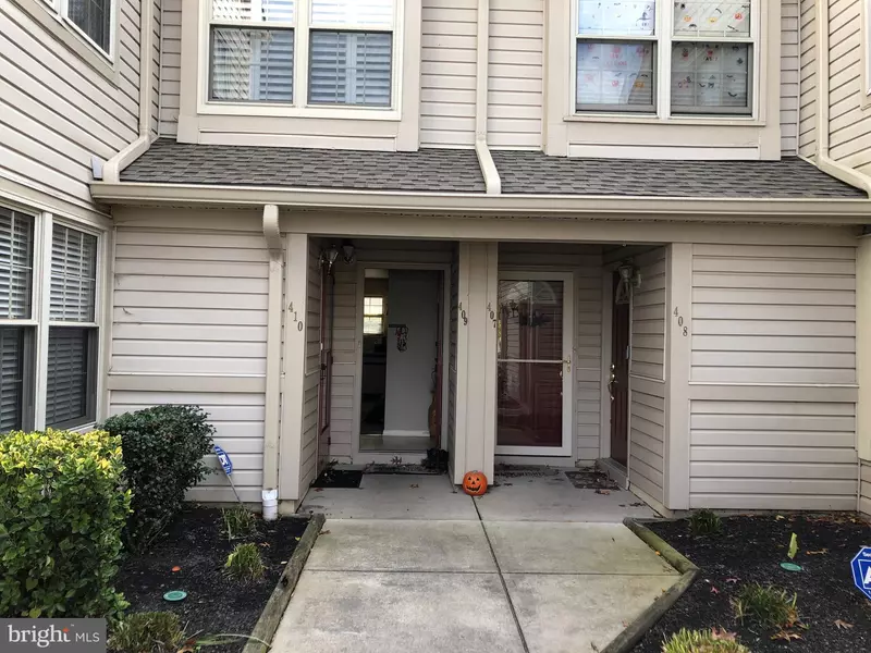 409 STEEPLECHASE COURT #409, Deptford, NJ 08096