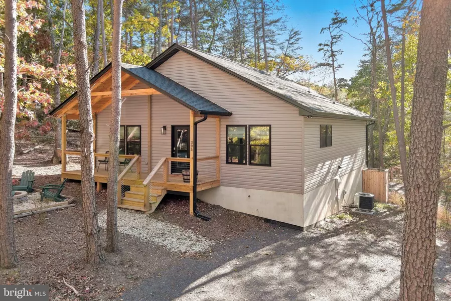 395 DELORIS RD, Basye, VA 22810