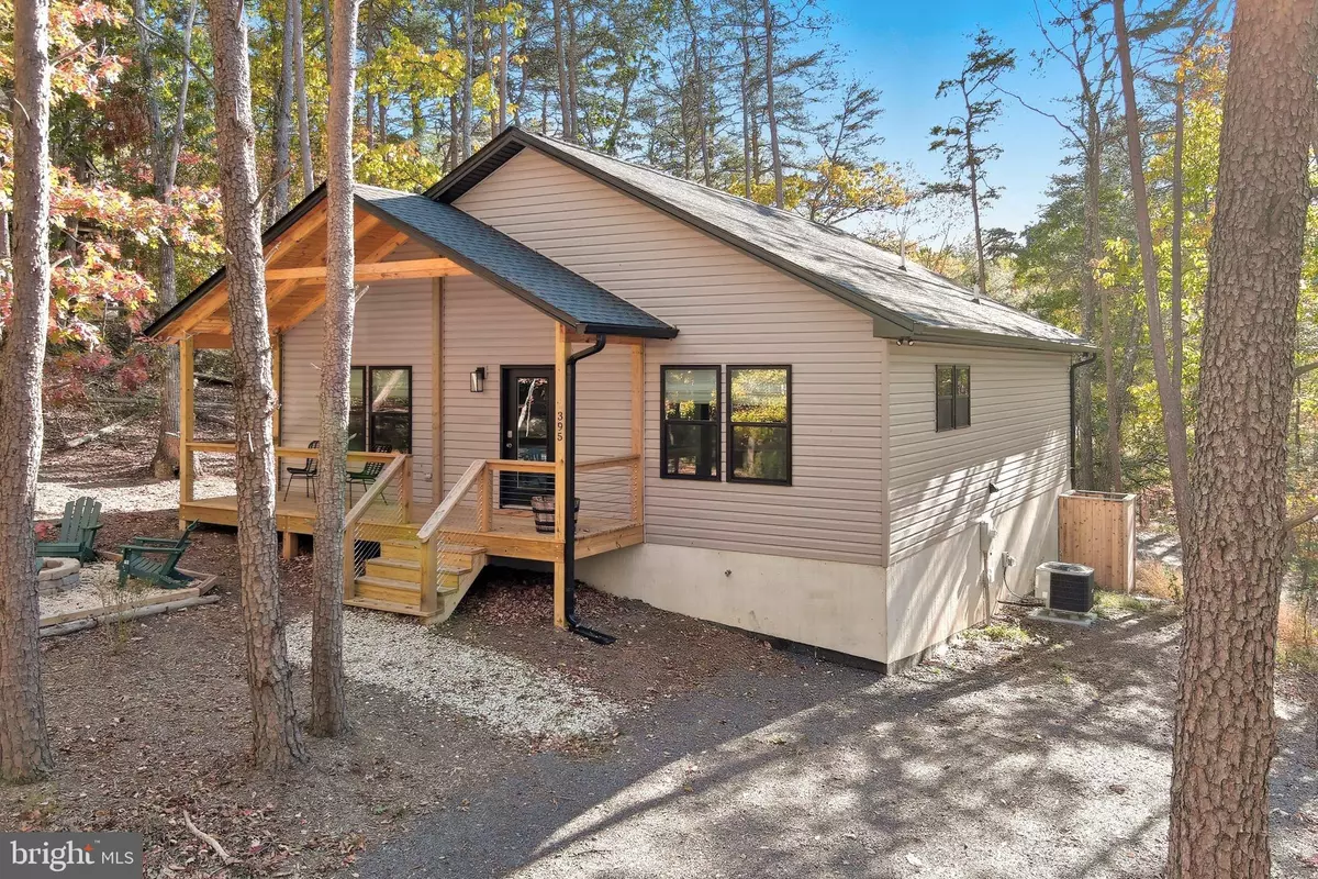 Basye, VA 22810,395 DELORIS RD