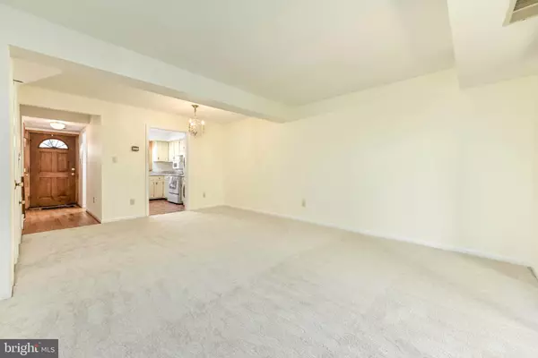 Sterling, VA 20164,1044 BRIXTON CT #B