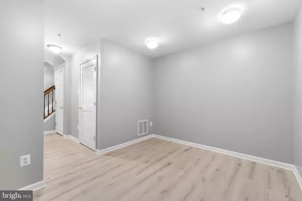 Elkridge, MD 21075,7717 ENGLISH OAK CIR #22