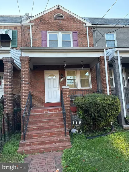 115 36TH ST NE, Washington, DC 20019