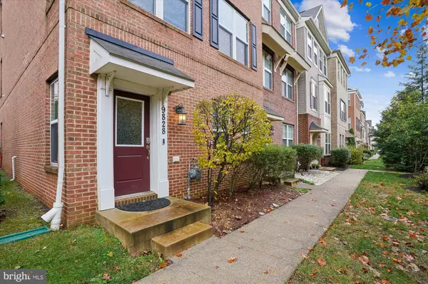 Waldorf, MD 20601,9828 USHERS PL