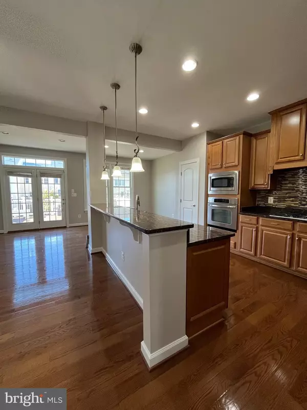 Ashburn, VA 20147,21285 PARK GROVE TER