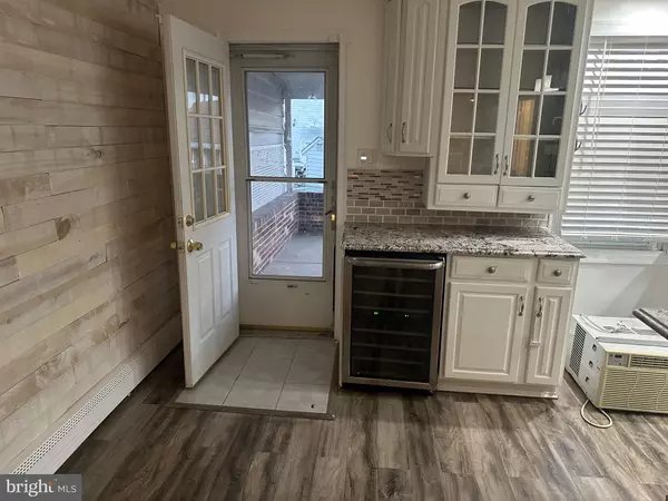 Bristol, PA 19007,405 WEST CIR