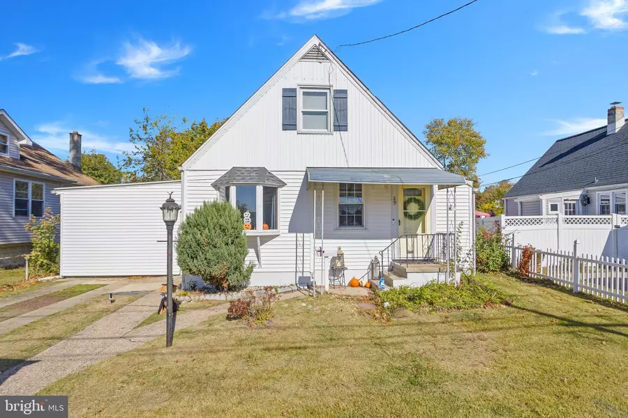 29 W BROADWAY, Maple Shade, NJ 08052