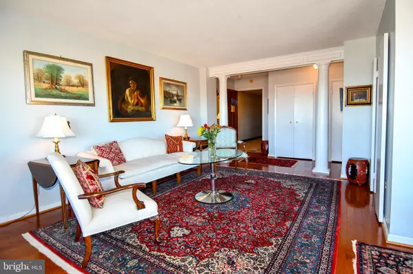 Alexandria, VA 22314,400 MADISON ST #1008