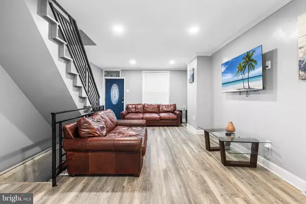 Philadelphia, PA 19145,2032 S BEECHWOOD ST