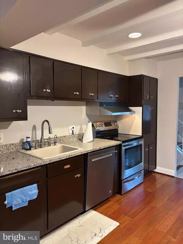 Rockville, MD 20853,14204 LONDON LN