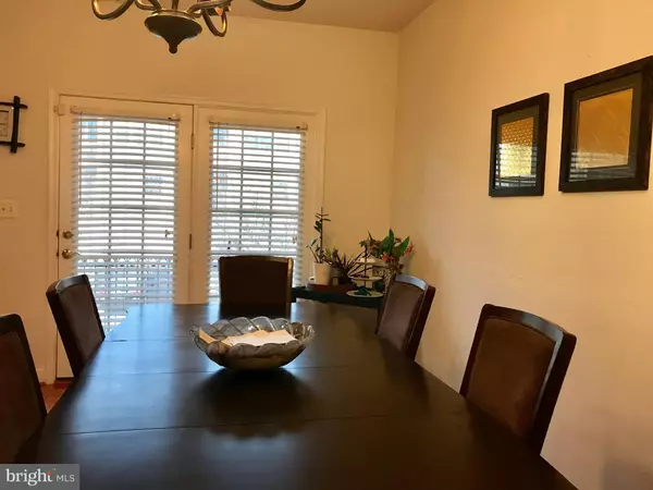 Chantilly, VA 20152,25830 TURLOUGH TER