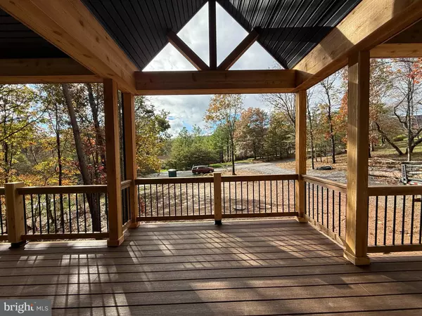 Berkeley Springs, WV 25411,539 PRADO WAY