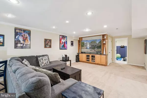 Sterling, VA 20165,47660 PENNRUN WAY