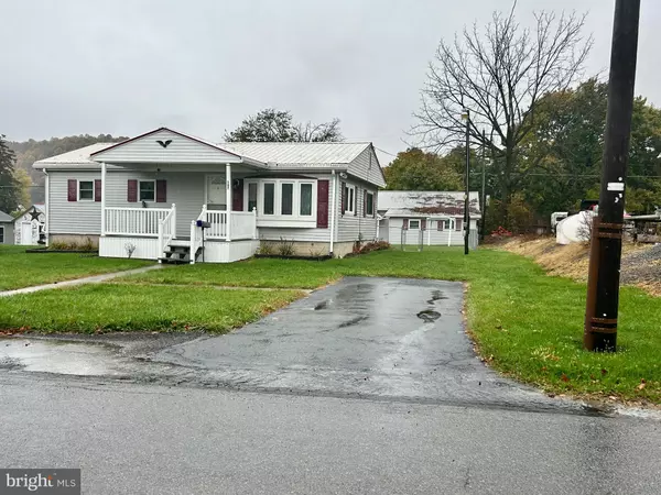 Freeburg, PA 17827,107 E CHURCH ST