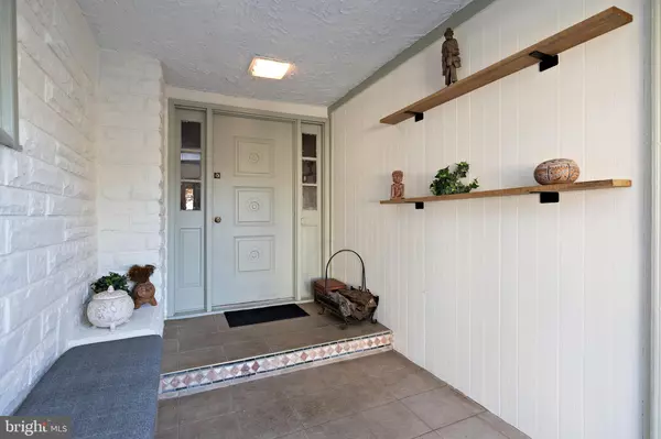 Mount Ephraim, NJ 08059,46 ROOSEVELT AVE