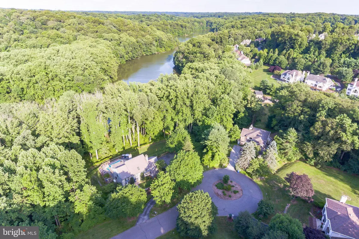 Newtown Square, PA 19073,25 LANGTON LN