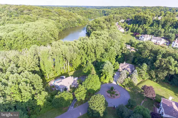 25 LANGTON LN, Newtown Square, PA 19073