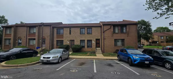 3103 APPLE RD NE #1, Washington, DC 20018