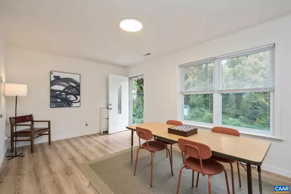 Charlottesville, VA 22903,407 VALLEY ROAD EXT #A