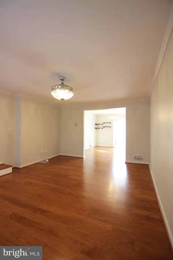 Gaithersburg, MD 20878,311 WHITCLIFF CT