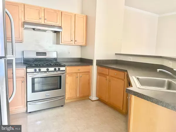 Centreville, VA 20120,13363-I CONNOR DR #I