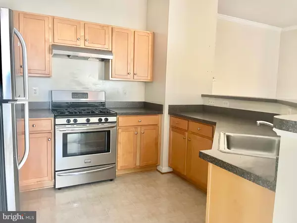 Centreville, VA 20120,13363-I CONNOR DR #I