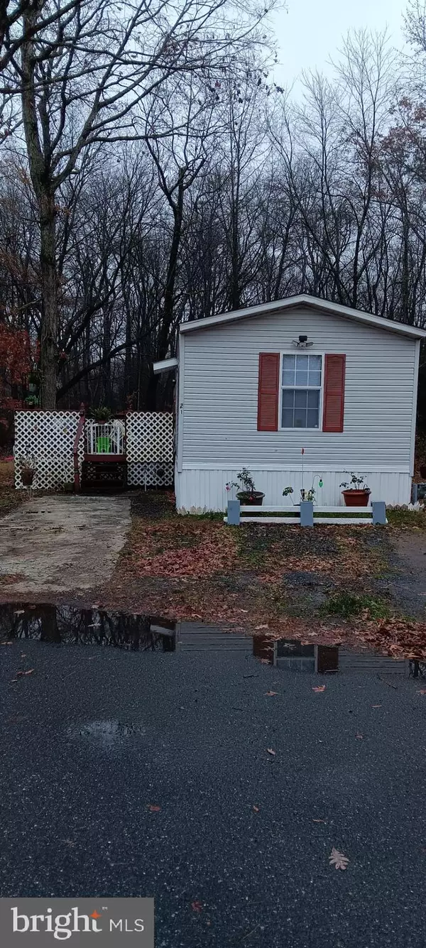 21 EDGEWOOD CT #21, Felton, DE 19943