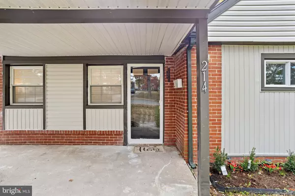 Norristown, PA 19403,214 OXFORD CIR