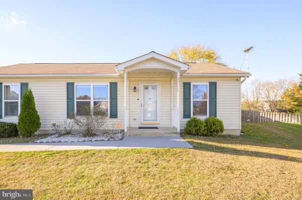 Martinsburg, WV 25405,77 BARBIE LN