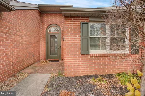 Chambersburg, PA 17201,19 SANIBEL LANE